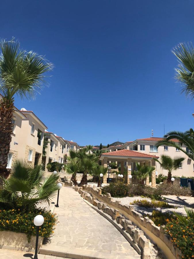 Апартаменты Paphos - Tala Riviera Apartmant Экстерьер фото